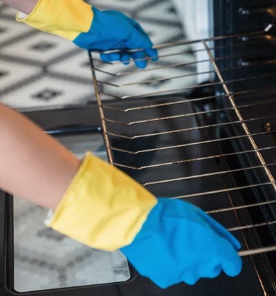 cleaning-the-oven